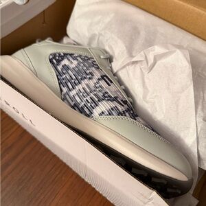 Stroll Men’s Golf Shoes in Gray and Blue. Size 11.5.